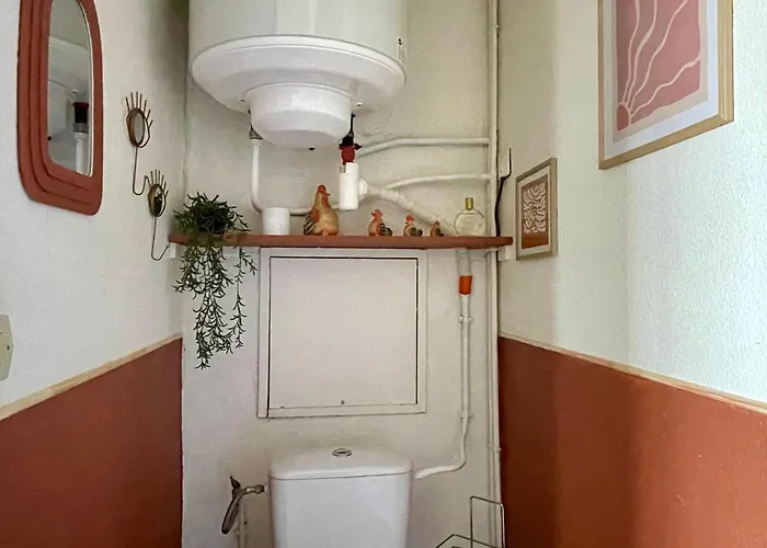3 Pieces Avec Piscine Proche De La - Fr-1-748-31 *